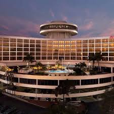 Tampa Airport Marriott Hotel Sunday Brunches At Ck S Revolving Restaurant Pictured Above Tampa Airport Florida Hotels Marriott Hotels