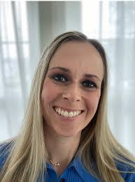 Kelsey Main's Instagram, Twitter & Facebook