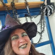 Last Poolewe Tuesday market of the season and it's our Halloween market!  Come along and see us all in our costumes! #halloween #halloweencostume  #poolewetuesdaymarket #poolewe #shoplocal