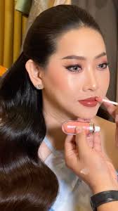 សំអាងការអប្សរាភ្នំពេញ Apsara Phnom Penh Wedding Planner✨ Makeup by Pit Ter  Hairstyle by SreyDa Hairstyles Dress by @channy Contact work 081592095