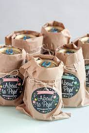 Favors or party souvenirs are often overlooked but are one of the most important things in a baby shower. 3 Easy Baby Shower Favor Ideas Simple Baby Shower Baby Shower Labels Baby Shower Favors Easy