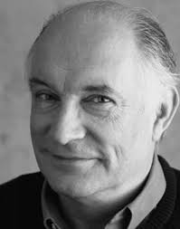 Simon Jones (Performer)