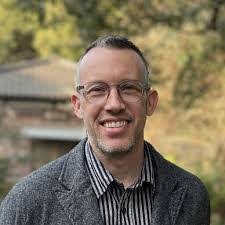 Christopher Hammond's Instagram, Twitter & Facebook