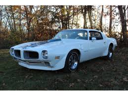 This beautiful bird has a fresh spray on it and a lot of good documentation to go along. 1970 Pontiac Firebird Specs Design Corral