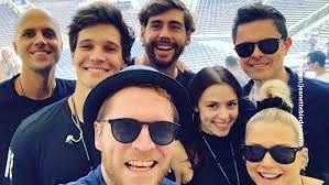 Dann entdecken sie unsere kostenfreien newsletter und bleiben sie automatisch informiert. Sing Meinen Song 2019 Das Erste Live Konzert Mit Allen Stars Der 6 Staffel