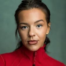 Ella Shepherd (@EllaShepherd12)