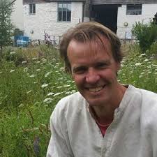 Harry Barton (@HarryBartonDWT)