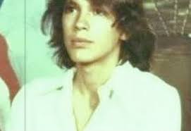 Ricardo ramírez doğdu bay city, teksasnatividad ve maria (kızlık soyadı espinosa) ramírez'in iki çocuğundan ikincisi. Richard Ramirez Serial Killer By Ariellecollins34 On Emaze