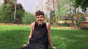 Czech Hunter 649 Gay Porn Video of Czech Hunter | GayMobile.fr