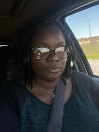 Hey everyone, I'm sorry to say my stranger sessions didn't work out 😕. The  males got scared, lol 😂. I'm offering my photography services again to  everyone. For only $35, I can