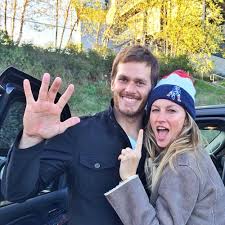 Gisele bündchen e tom brady sia riuscita a costruire la villa che sognava, una lussuosa proprietà di 2.200 metri quadri con pannelli solari, piscina, stanza dei pesi e uno spettacolare giardino. Tom Brady Confiesa Crisis Que Vivio Con Gisele Bundchen Mientras Creimos Que Todo Era Miel Sobre Hojuelas