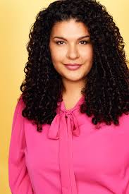 Caitlin Carson's Instagram, Twitter & Facebook