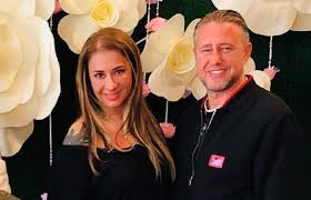 Anamaria prodan, divort, laurentiu reghecampf apoi, invitată la prosport live, anamaria prodan a vorbit din nou despre informația apărută în presă, afirmând că nu este vorba despre niciun divorț: Foto Anamaria Prodan Mesaj De UltimÄƒ OrÄƒ Femeile Puternice PreferÄƒ SÄƒ Fie Singure Decat SÄƒ È™i PiardÄƒ Timpul Cu BÄƒrbaÈ›i Inutili Spynews Ro