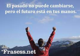 Los desafíos son los que hacen la vida interesante, y superarlos es lo que hace la vida significativa. Frases De Animo Y Aliento Para Superar Momentos Dificiles 50