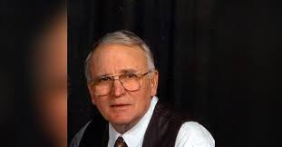 Kenneth Aungst's Instagram, Twitter & Facebook