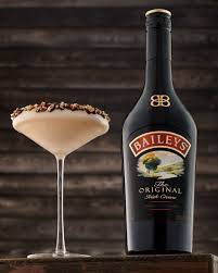 Bailey S Nutterlicious Cocktail Amy Roth Photo In 2020 Baileys Bon Chef Baileys Tiramisu