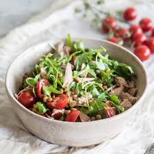 Insalata Di Lenticchie Tonno E Rucola Piatto Fresco E Completo Ricetta Insalata Di Lenticchie Lenticchie Insalate