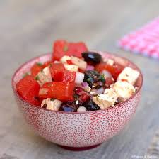 Salade De Pasteque Feta Olives Noires Et Menthe En Video Recette En 2020 Salade De Pasteque Salade Melon Salade