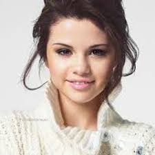 Listen to Selena Gomez Rock God by Aranxa Cyrus in nina playlist online for  free