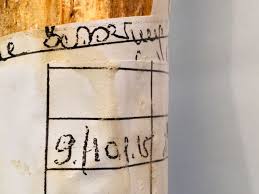406 Um 0 30 Uhr Klopft Es An Der Schlafzimmertur