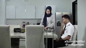 This drama is an adaptation of the novel suri hati mr. Suri Hati Mr Pilot Posts Facebook