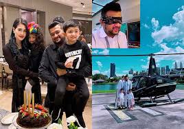 Pasangan ini berkahwin pada 31 ogos 2014 dan majlis perkahwinan diadakan di hotel grand hyatt dalam keadaan yang mewah dan gilang gemilang dengan bertemakan konsep bollywood. Artis Malaysia Bila Eina Bawa Suami Naik Helikopter Facebook