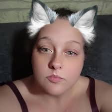 Papa Johns team shows kindness to an old lady