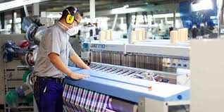 ¿buscas trabajo de operario fabrica textiles? Operario Fabrica De Plasticos Ppersonna