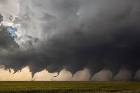 Knowing what to do when you see a tornado, or when you hear a tornado warning, can help protect you and your family. Datei Evolution Of A Tornado Jpg Wikipedia