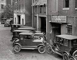 Old Ford Dealership Ford Classic Cars Car Dealership Vintage Cars