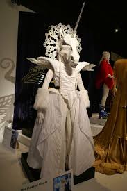 For weeks the flamboyant beast had been trotting around the stage, leaving the mythical animal opened their masked singer journey by belting out kate bush's babooshka, showing off a great vocal range. Tori Spelling The Masked Singer Unicorn Season 1 Costume Singer Lion Costume Costumes