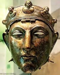 Hi Pretty ignorant about the Roman armies strategies and tactics but has  any-one heard of the "Roman Head-Hunters" and was this common? Thank you  Gareth. https://www.academia.edu/6339754/Head-Hunting_Roman_Cavalry