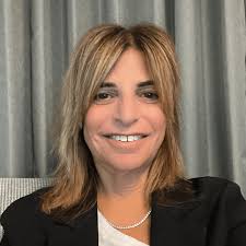 Alisa Kline's Instagram, Twitter & Facebook