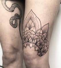 Pin By Viktoria Farkas On Pomysly Na Tatuaz Z Tattoo Tattoos Half Mandala Tattoo