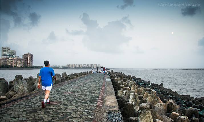 Marine Drive & Bandra Bandstand Image 2