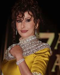 مبروك ست الكل 💛⭐️💛 Makeup by me Hair by Farouk Darwish Photographer Marc  Maroun