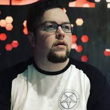 Kyle M Highsmith (@heartFulOfLuv42)