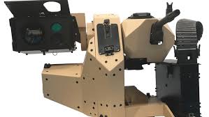 Aselsan, daha önce savaş gemileri için geliştirdiği stamp ve stop adı sarp sistemi, üzerine takılabilen 12.7 mm ve 7.62 mm çapında makinalı tüfekler ve 40 mm bomba atar ile uzaktaki bir komuta odasından kumanda ile yönlendiriliyor. Aselsan In Ihracat Yildizina Yeni Urun