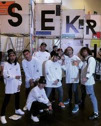 02:32 which one is your favorite rapper? Tak Harap Balasan Mk K Clique