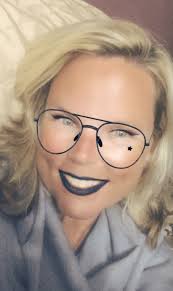 Regina Dye's Instagram, Twitter & Facebook