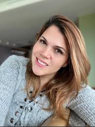 Hola!!! Soy Isa 💕, algunos quizá no me conocen y sé que he estado un poco  ausente por aquí, sin embargo, a pesar de que enero está a punto de  finalizar no