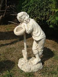 Resin Garden Statues Enhance Your Garden With A Variety Of Garden Statues Sculptures And Furniture Garden Art Crafts Garden Statues Outdoor Garden Statues
