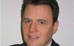 Peter Bollinger's Instagram, Twitter & Facebook