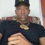 Nick Yankey's Instagram, Twitter & Facebook