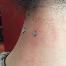 Leanne Cherri Hughes Fresh Nape Piercing With Jewellery By Unique Body Piercings Body Piercings Piercings Unique