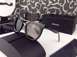 Top sunglasses brands in the world. Top 10 Best Sunglasses Brands In The World Sunglasses Sunglasses Branding Brand