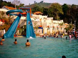 Objek Wisata Jatiluhur Yang Penuh Sensasi Tempat Wisata Di Indonesia Nomadictrip Com