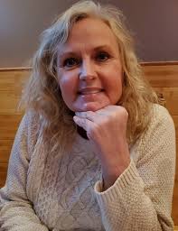 Angela Beggs's Instagram, Twitter & Facebook