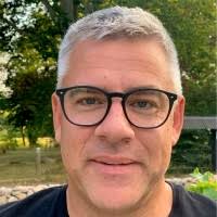 10 "Andreas Bruce" profiles