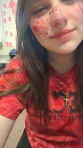 i saw y'all doing this and now im sooo curious who y'all think I am from  Monster High🩷🤞🏼